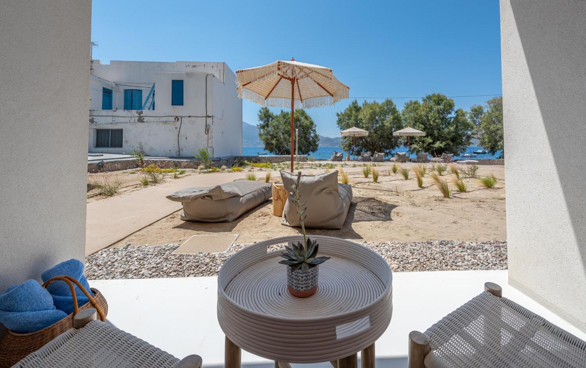 Klima Bay Beachfront Boutique Houses Room photo
