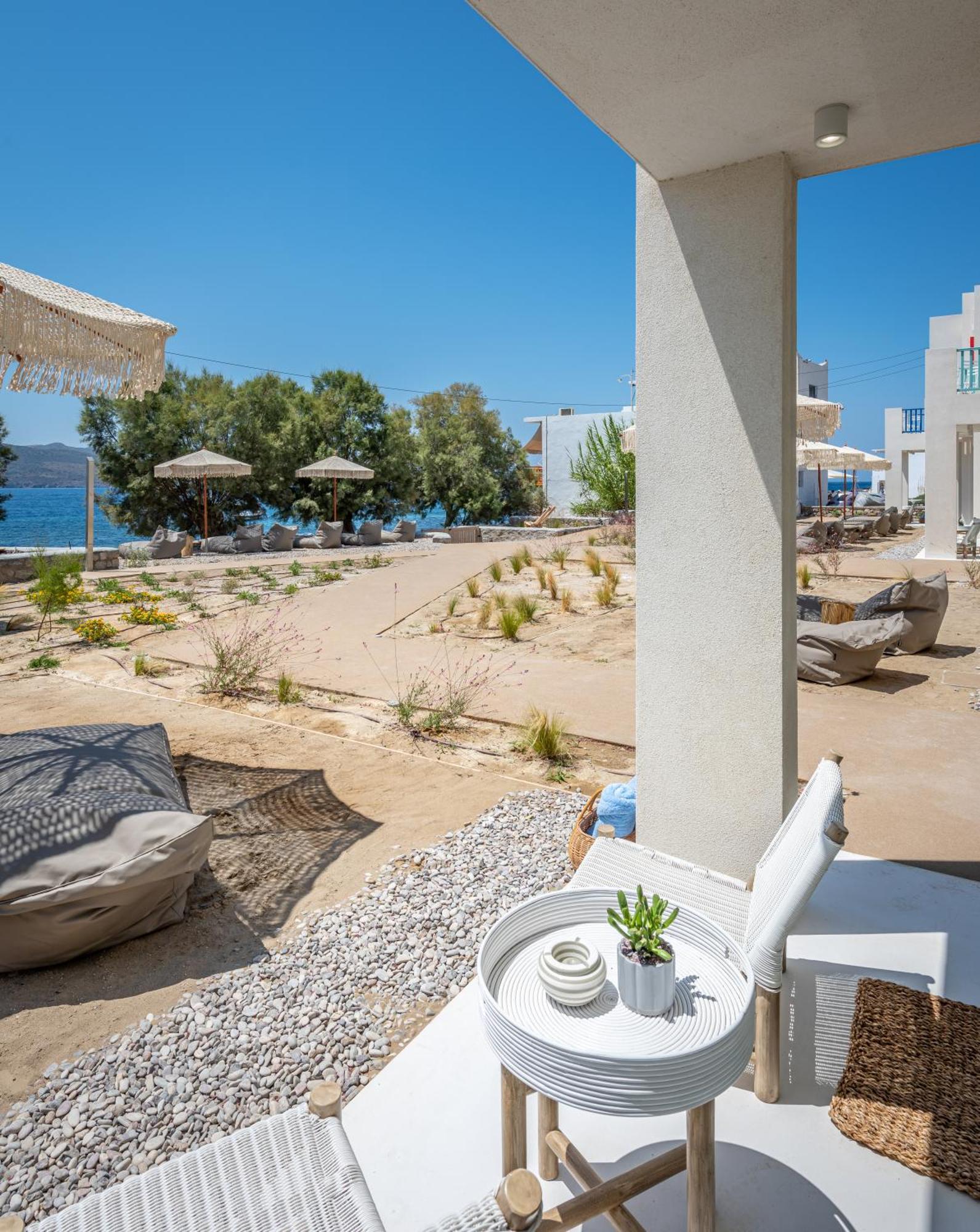 Klima Bay Beachfront Boutique Houses Room photo