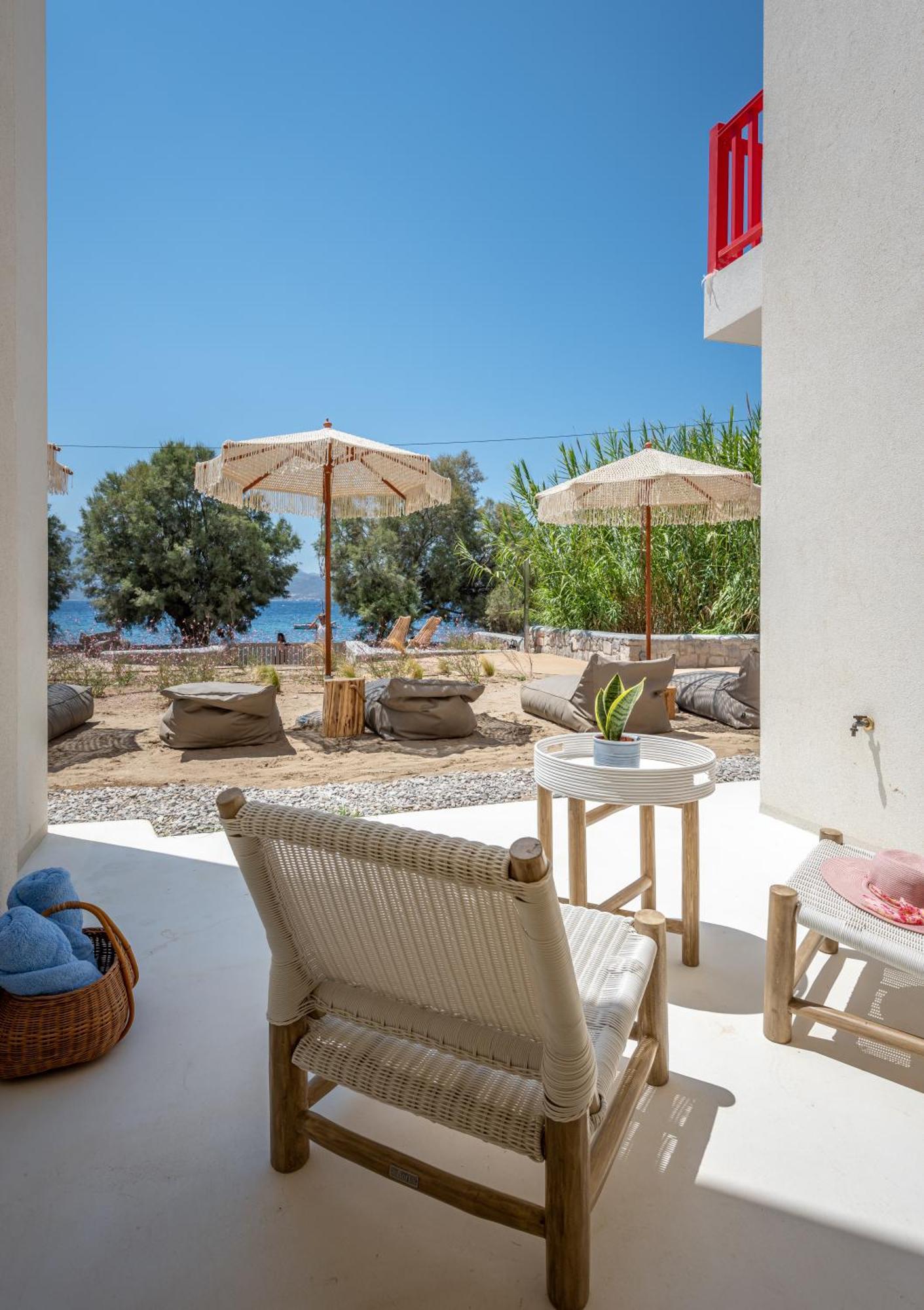 Klima Bay Beachfront Boutique Houses Room photo